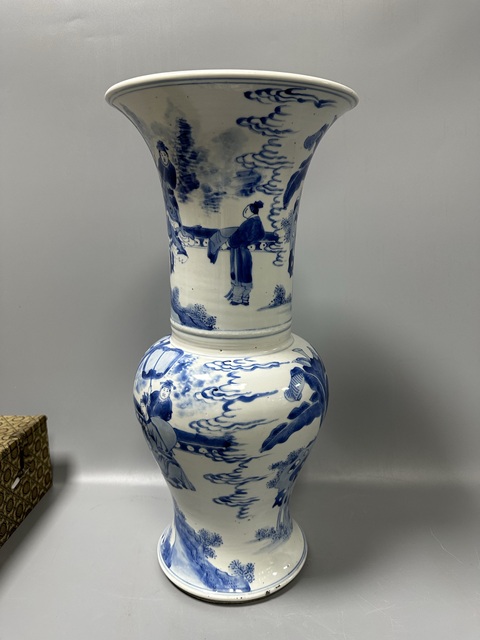 古玩陶瓷清康熙青花人物故事圖鳳尾尊真品鑒賞圖