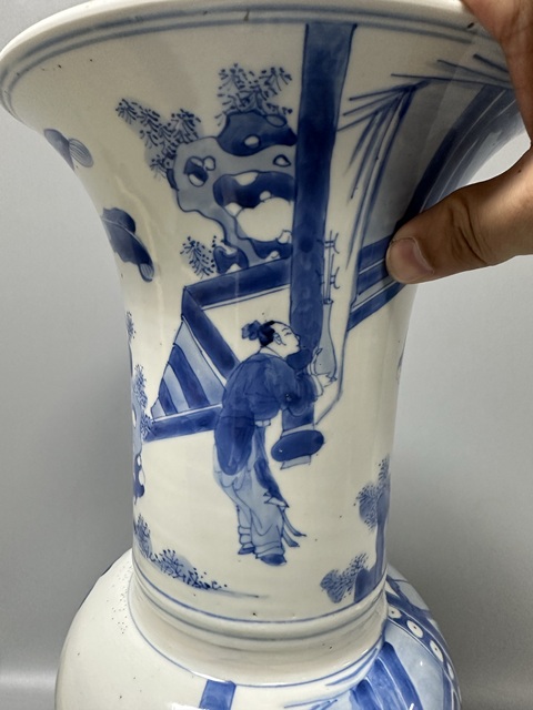 古玩陶瓷清康熙青花人物故事圖鳳尾尊真品鑒賞圖