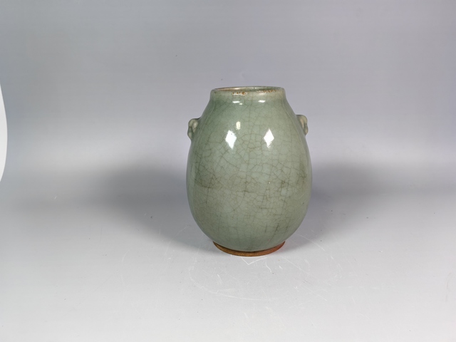 古玩陶瓷清中晚哥釉獸耳尊真品鑒賞圖