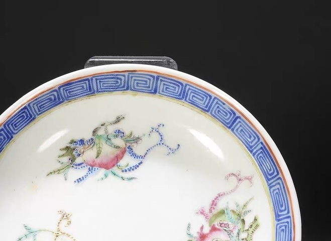 古玩陶瓷清光緒 粉彩福壽龍紋盤真品鑒賞圖