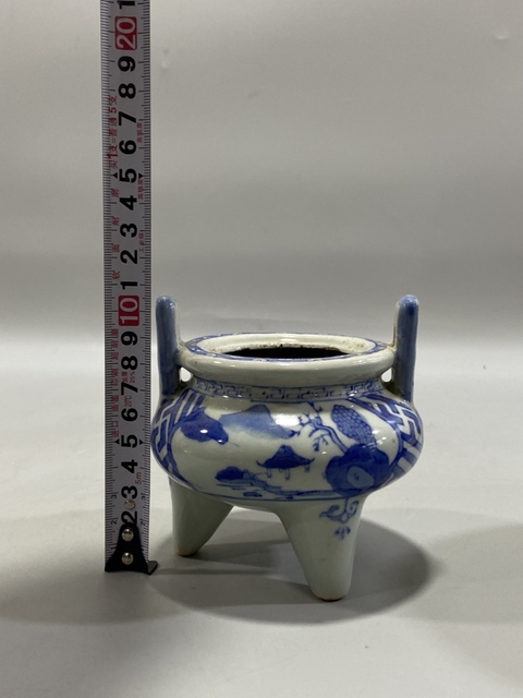 古玩陶瓷民國青花香爐真品鑒賞圖