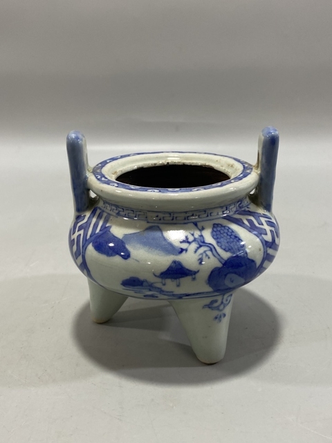 古玩陶瓷民國青花香爐真品鑒賞圖