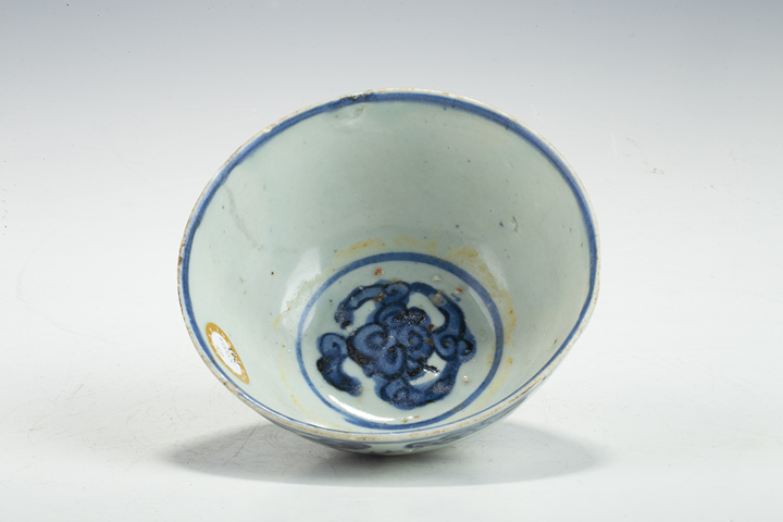 古玩陶瓷明晚·青花花卉紋碗
真品鑒賞圖