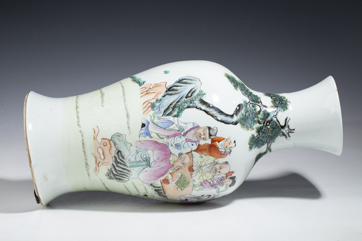 古玩陶瓷民國·粉彩八仙人物故事紋賞瓶真品鑒賞圖