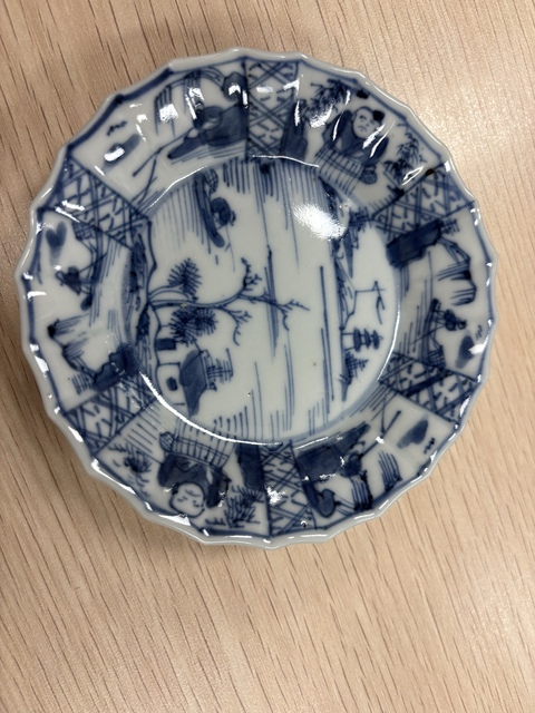 古玩陶瓷康熙青花小碟真品鑒賞圖