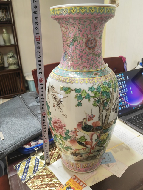 古玩陶瓷五倫圖盤口瓶真品鑒賞圖