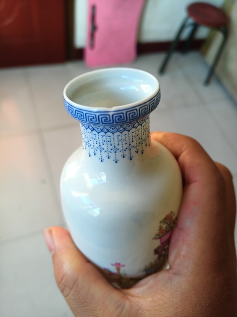 古玩陶瓷鐘馗嫁妹粉彩瓶拍賣，當前價格8000元