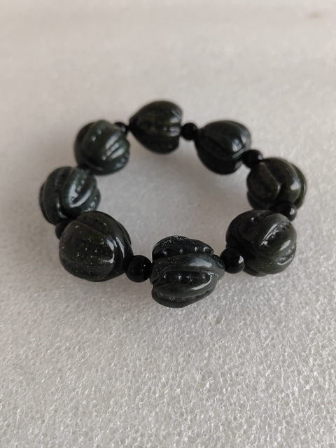 古玩玉器和田青玉手串拍賣，當(dāng)前價(jià)格398元