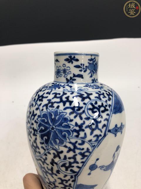 古玩陶瓷清晚·青花開窗仕女嬰戲紋雞腿瓶拍賣，當前價格1388元