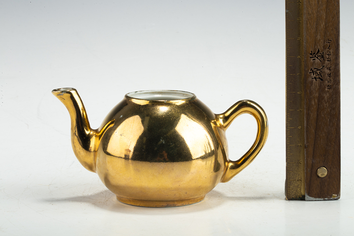 古玩陶瓷民國·金釉彩茶壺真品鑒賞圖