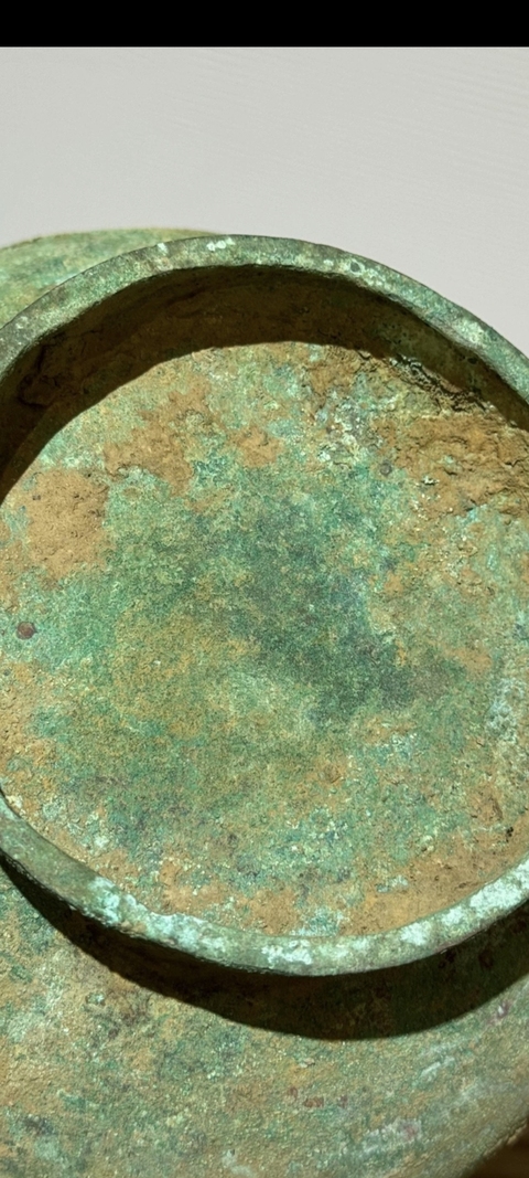 古玩銅器漢代青銅蒜頭瓶真品鑒賞圖