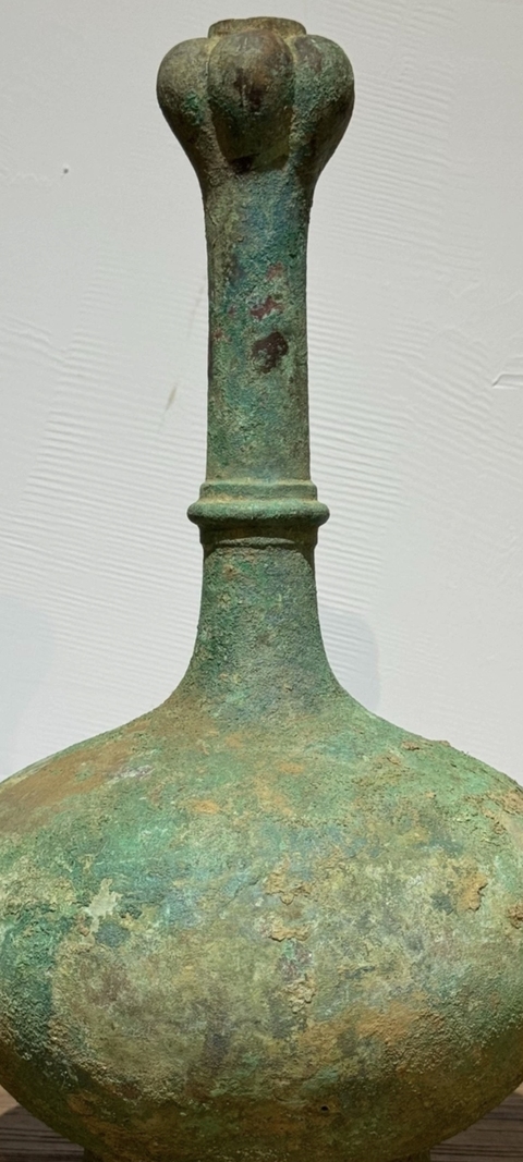 古玩銅器漢代青銅蒜頭瓶真品鑒賞圖