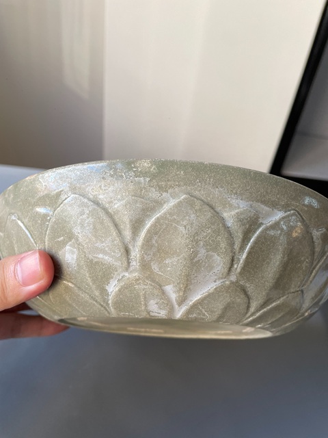 古玩陶瓷北宋早期雙鳳紋蓮瓣盤真品鑒賞圖