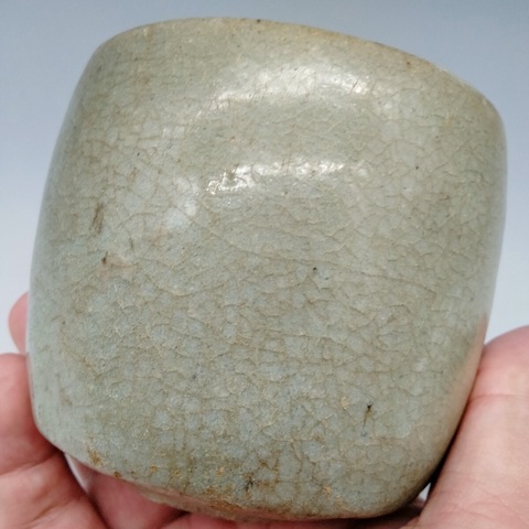 古玩陶瓷高麗青瓷蓋罐真品鑒賞圖