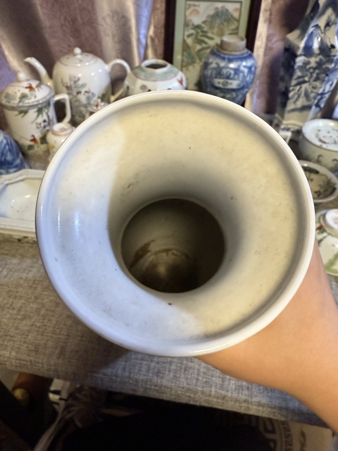 古玩陶瓷粉彩人物故事紋盤口瓶真品鑒賞圖