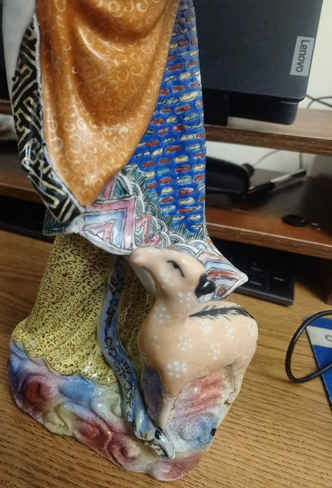 古玩陶瓷粉彩麻姑獻(xiàn)壽造像拍賣，當(dāng)前價格40元