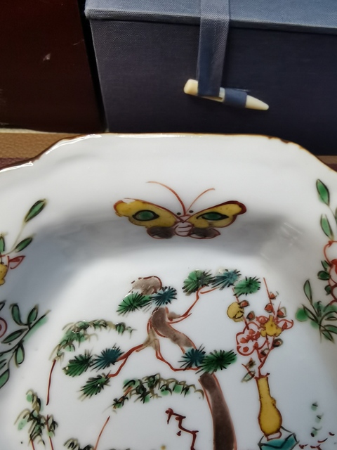 古玩陶瓷明天啟 五彩博古紋六方盤真品鑒賞圖