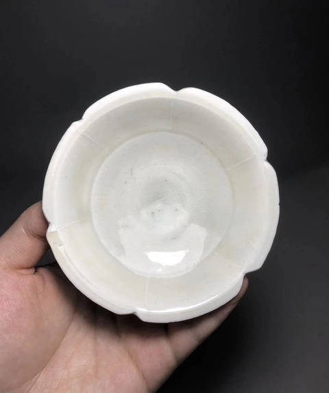 古玩陶瓷宋代影青花口盤真品鑒賞圖