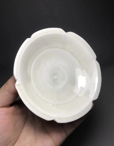 古玩陶瓷宋代影青花口盤真品鑒賞圖