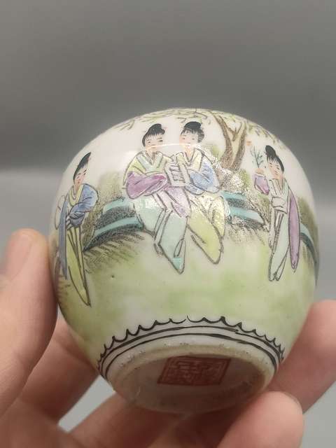 古玩陶瓷民國·粉彩文房仕女人物圖蛋罐拍賣，當前價格990元