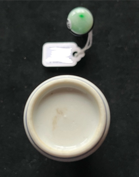 古玩陶瓷青花人物故事紋鼻煙壺，疑似復(fù)窯真品鑒賞圖