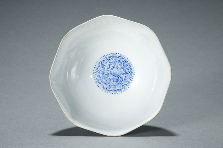 古玩陶瓷馬紋碗薄胎瓷八方碗真品鑒賞圖