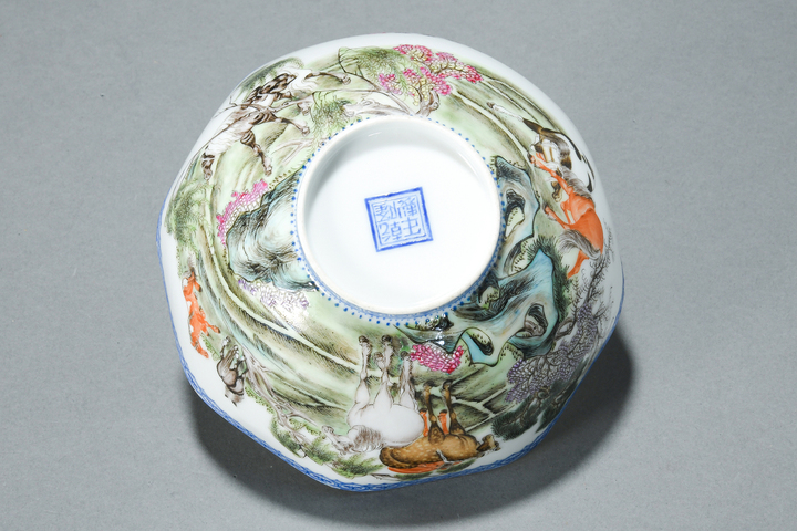 古玩陶瓷馬紋碗薄胎瓷八方碗真品鑒賞圖