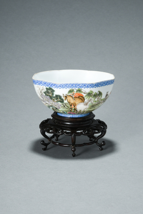 古玩陶瓷馬紋碗薄胎瓷八方碗真品鑒賞圖