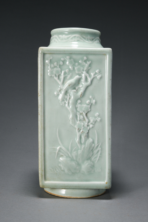 古玩陶瓷豆青釉琮式瓶真品鑒賞圖