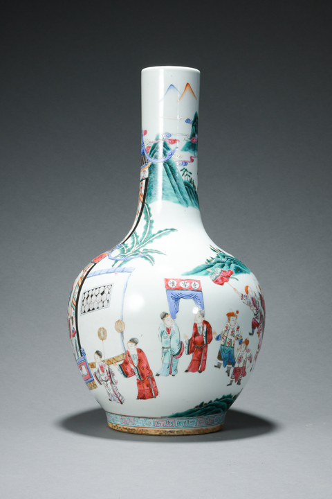 古玩陶瓷人物紋粉彩天球瓶真品鑒賞圖