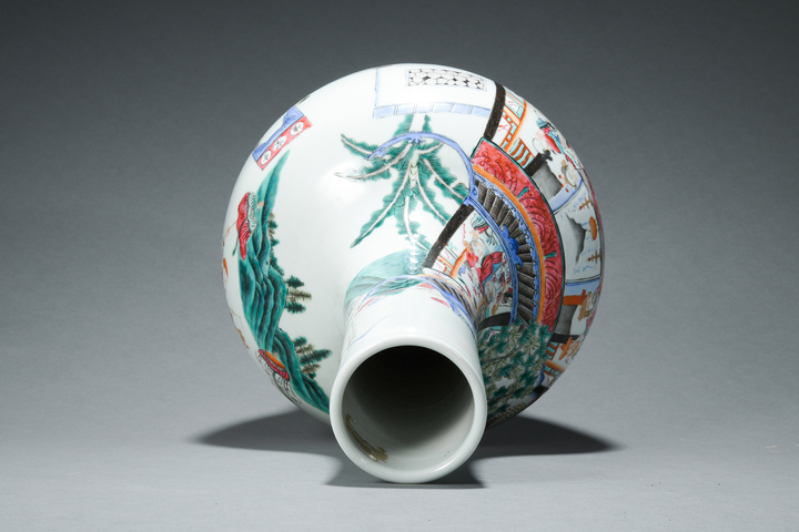 古玩陶瓷人物紋粉彩天球瓶真品鑒賞圖