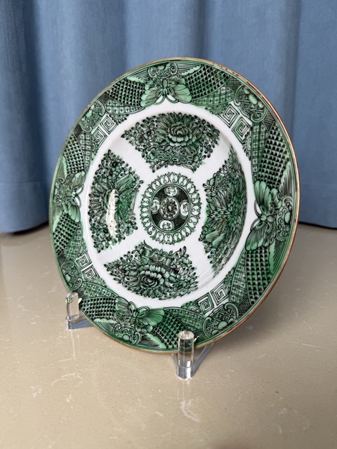 古玩陶瓷晚清民國 廣彩花蝶紋盤真品鑒賞圖