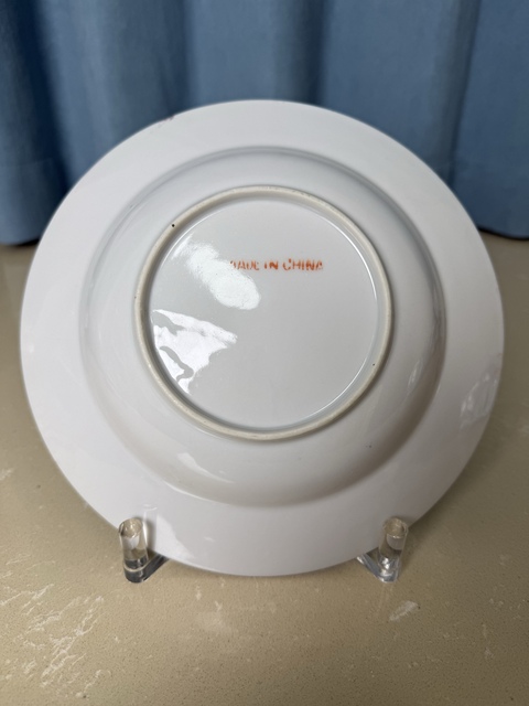 古玩陶瓷晚清民國 廣彩花蝶紋盤真品鑒賞圖