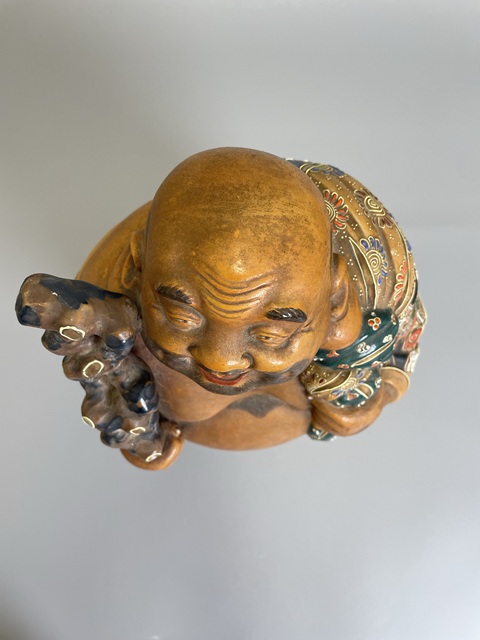 古玩陶瓷清早期 日本官窯 九谷粉彩布袋和尚造像拍賣，當前價格1500元