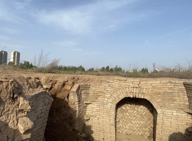 古玩陶瓷唐代 墓磚拍賣，當前價格168元