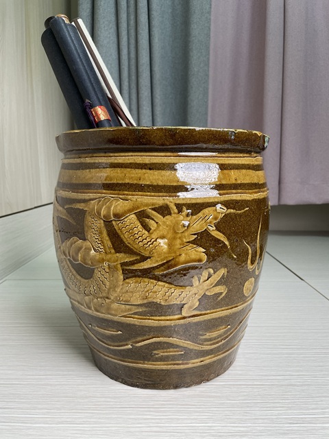 古玩陶瓷民國解放初 雙龍戲珠紋大卷缸拍賣，當前價格380元