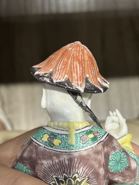 古玩陶瓷素三彩人物塑像真品鑒賞圖