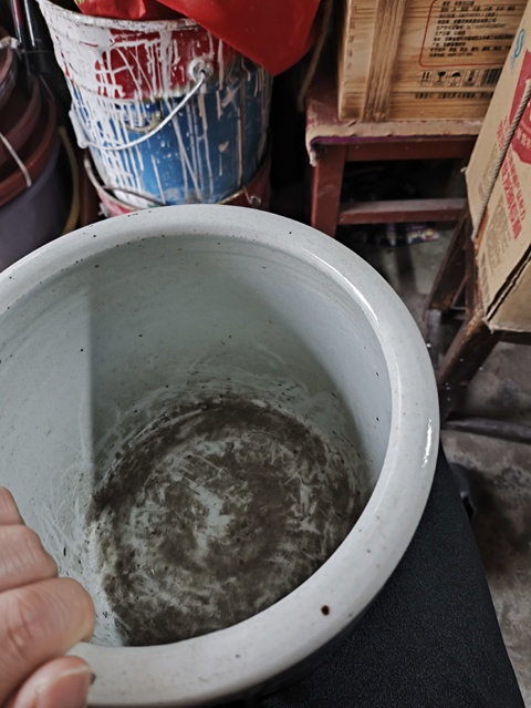 古玩陶瓷青花趕珠龍紋香爐真品鑒賞圖