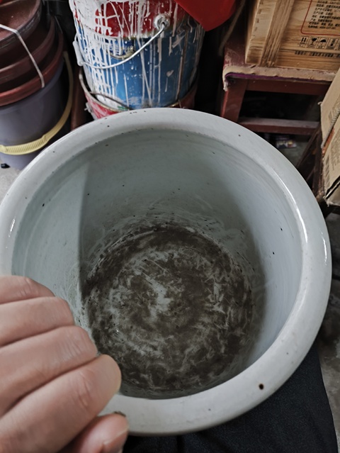 古玩陶瓷青花趕珠龍紋香爐真品鑒賞圖