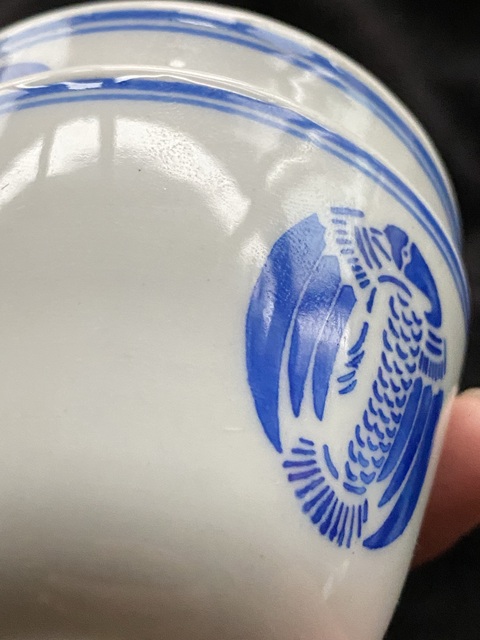 古玩陶瓷青花團鶴紋仰鐘杯真品鑒賞圖