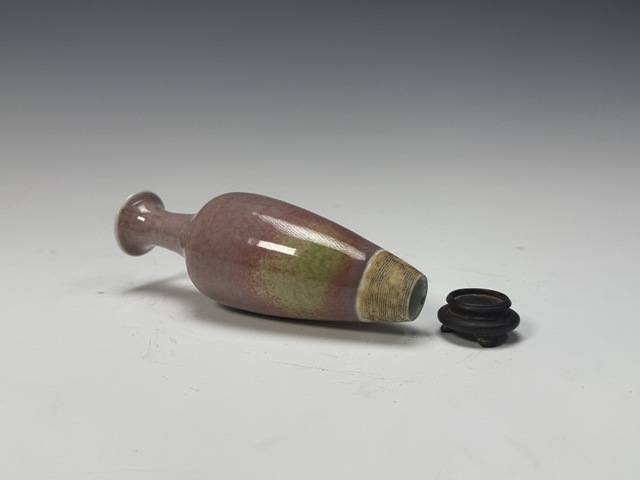 古玩陶瓷清末民初·豇豆紅釉柳葉瓶真品鑒賞圖