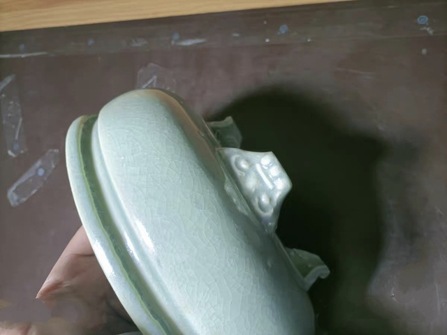 古玩陶瓷青瓷爐拍賣，當前價格2860元