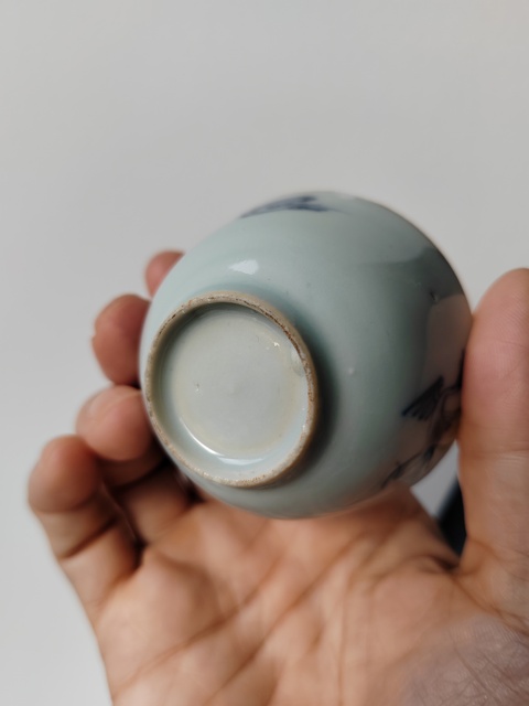 古玩陶瓷青花云鶴紋杯真品鑒賞圖