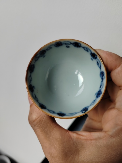 古玩陶瓷青花云鶴紋杯真品鑒賞圖