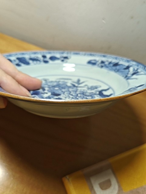 古玩陶瓷青花花卉紋盤真品鑒賞圖