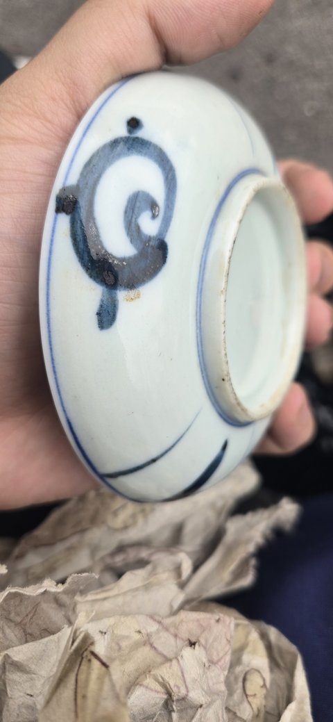 古玩陶瓷日本明治至大正青花盤真品鑒賞圖