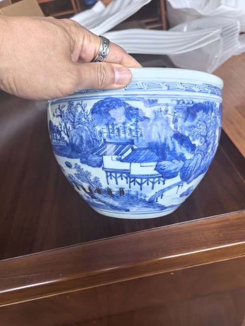 古玩陶瓷青花風(fēng)景人物紋卷缸真品鑒賞圖