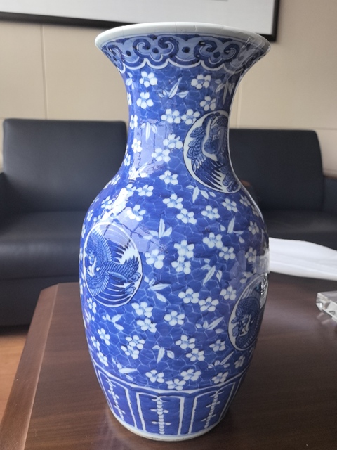 古玩陶瓷青花團鶴紋瓶真品鑒賞圖