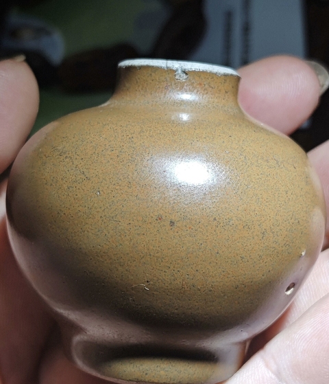 古玩陶瓷褐釉水盂真品鑒賞圖