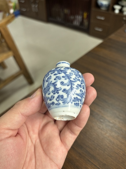 古玩陶瓷青花纏枝蓮紋鼻煙壺拍賣，當前價格3500元